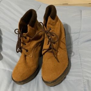 Cooperative Brand Fabric Boots Size 8